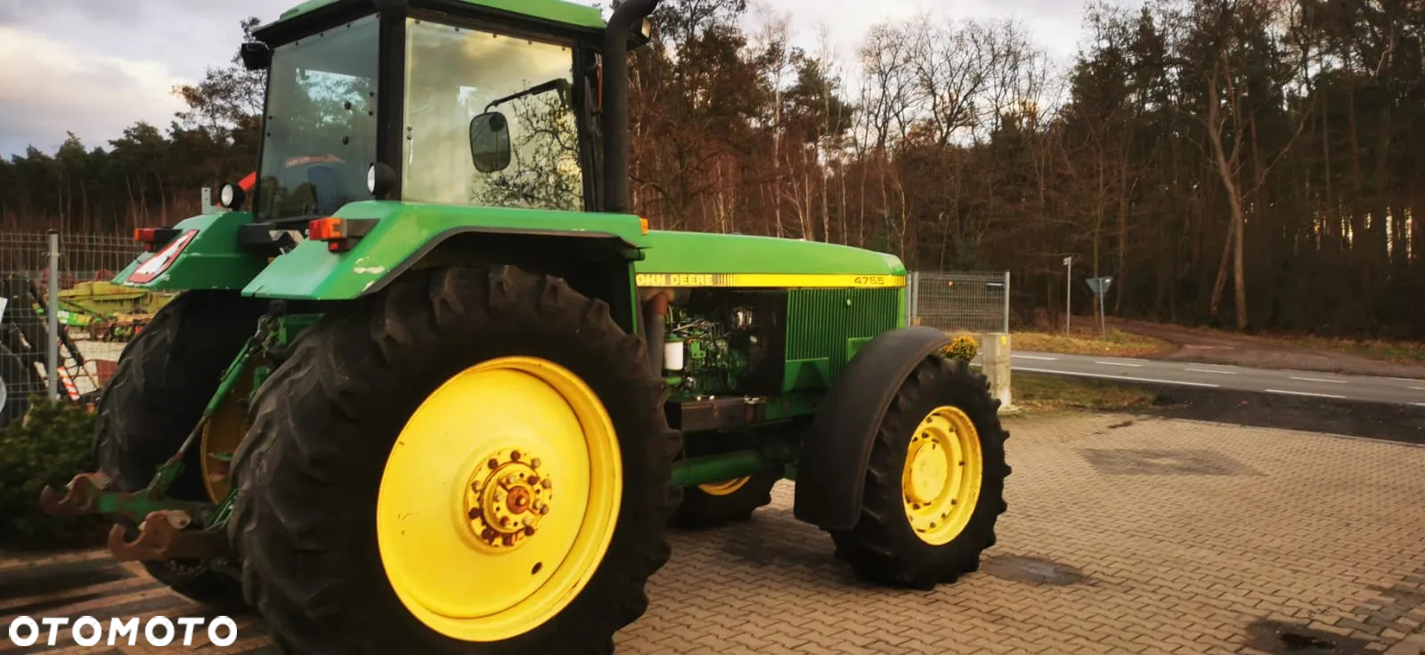 John Deere John Deere 4755 - 6
