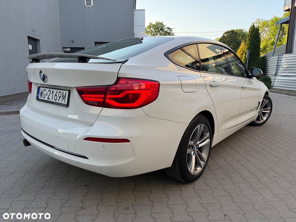 BMW 3GT 318d Sport Line - 16