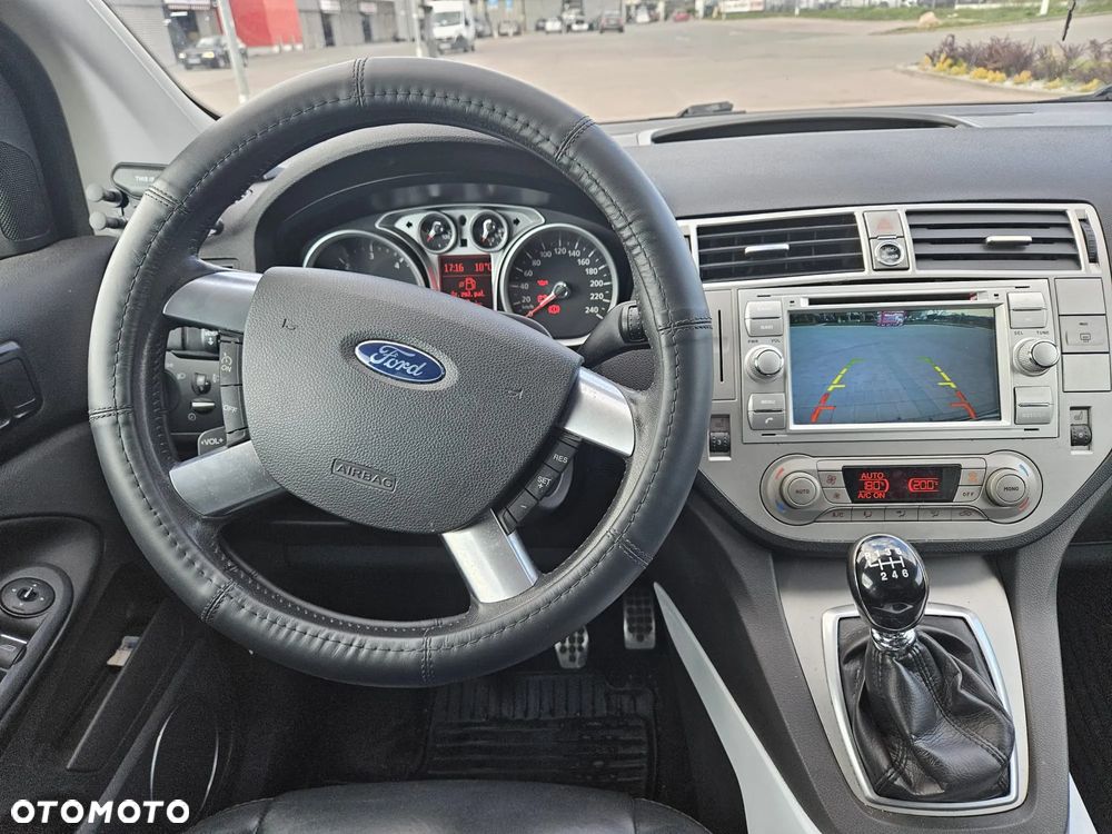 Ford Kuga 2.0 TDCi Titanium - 3