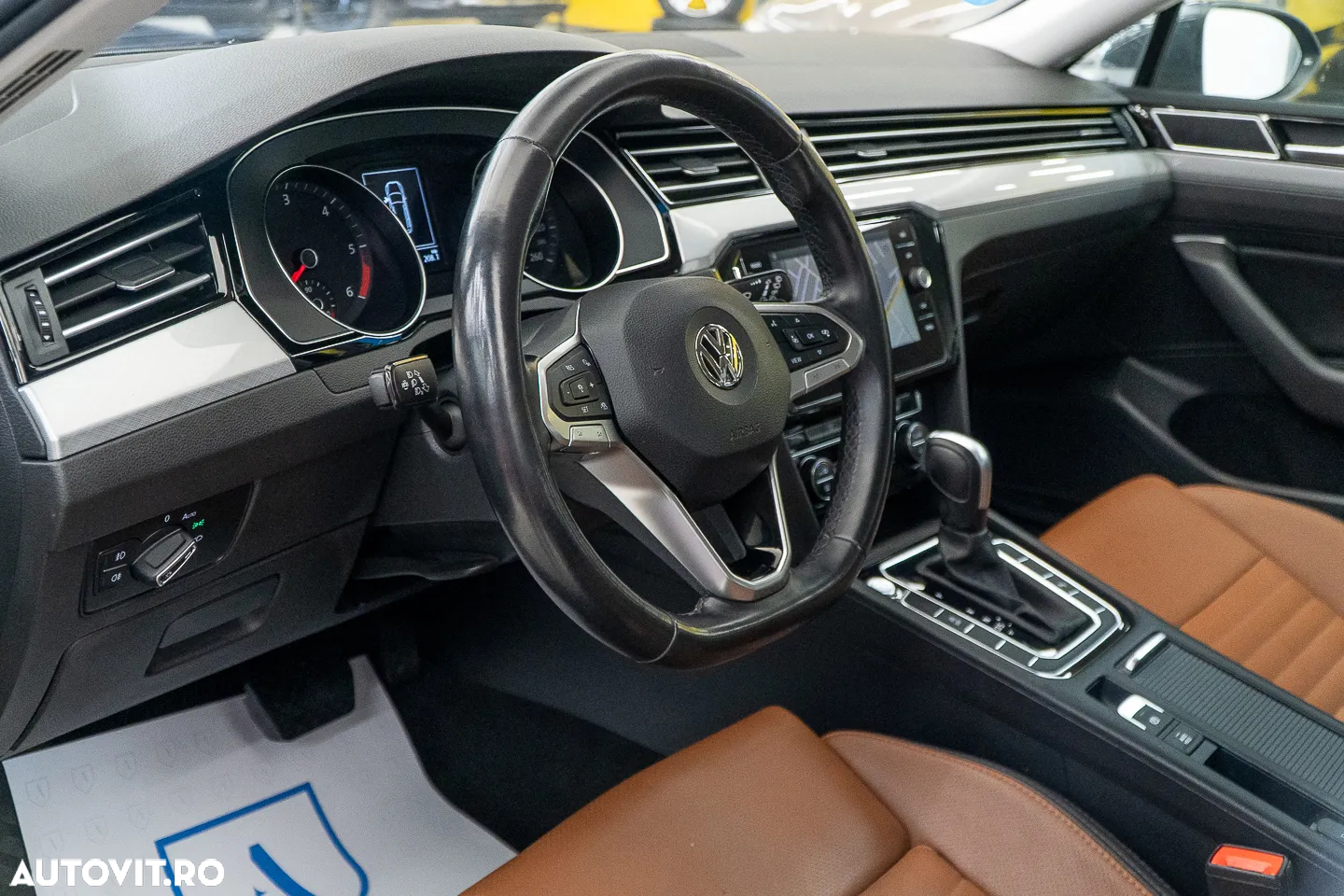 Volkswagen Passat 1.6 TDI DSG Comfortline - 7