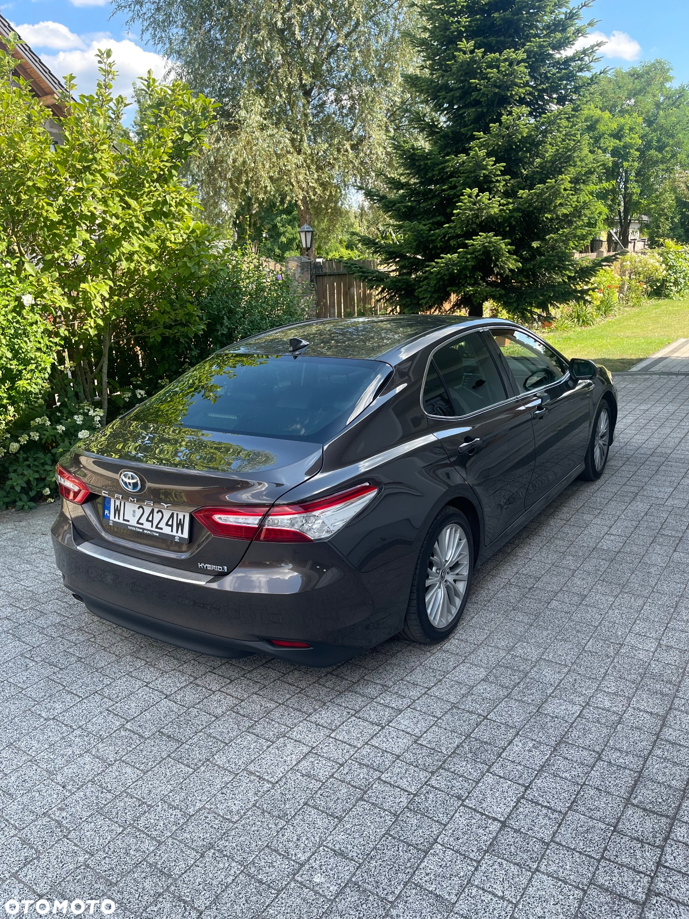 Toyota Camry 2.5 Hybrid Executive CVT - 4