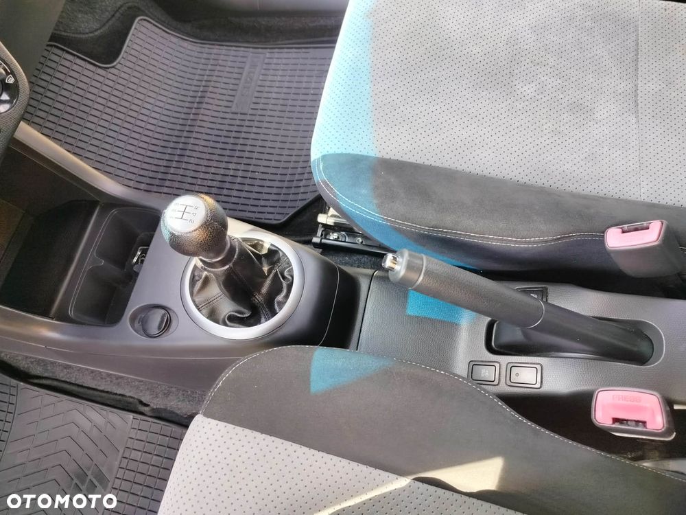 Suzuki Swift - 2