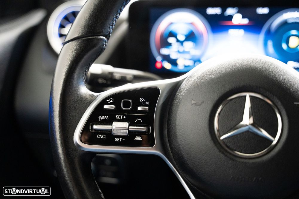 Mercedes-Benz GLA 250 e Progressive - 20
