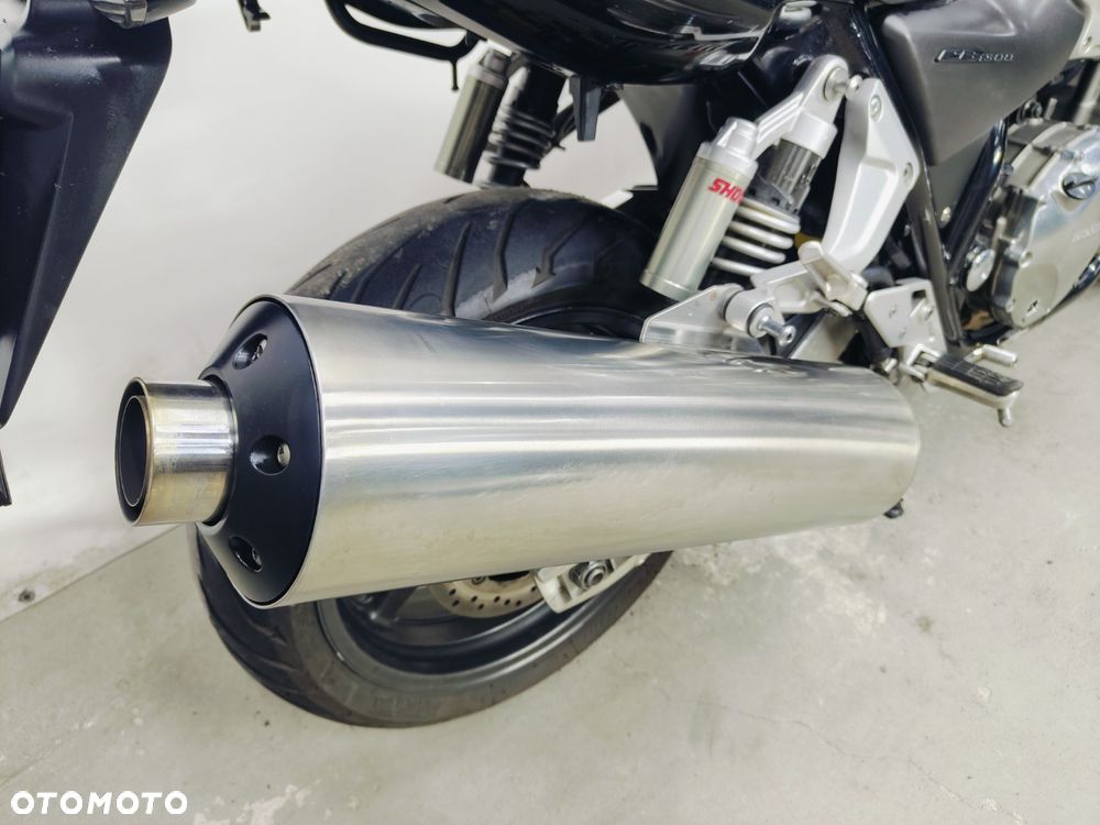 Honda CB - 10