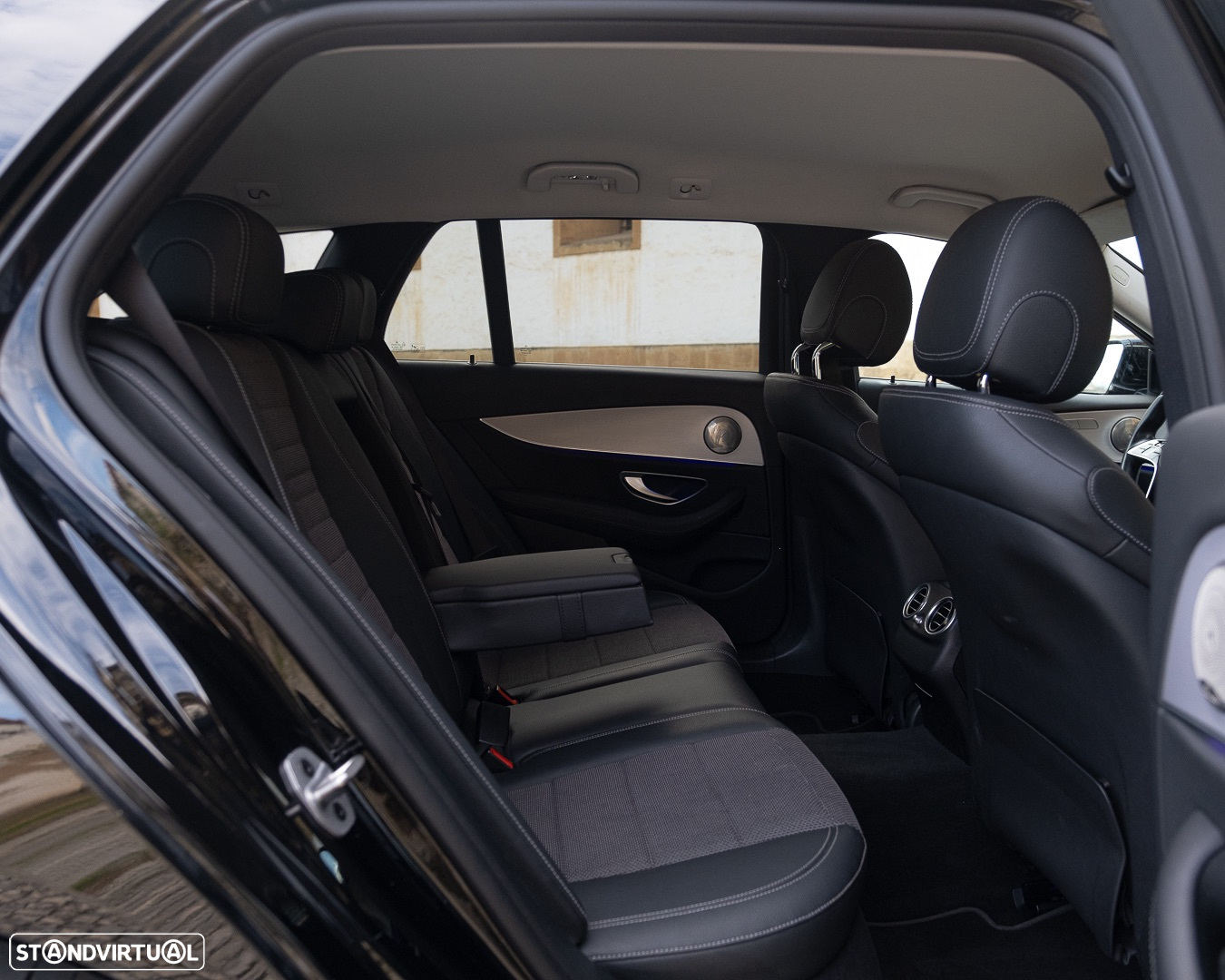 Mercedes-Benz E 300 de Avantgarde - 49
