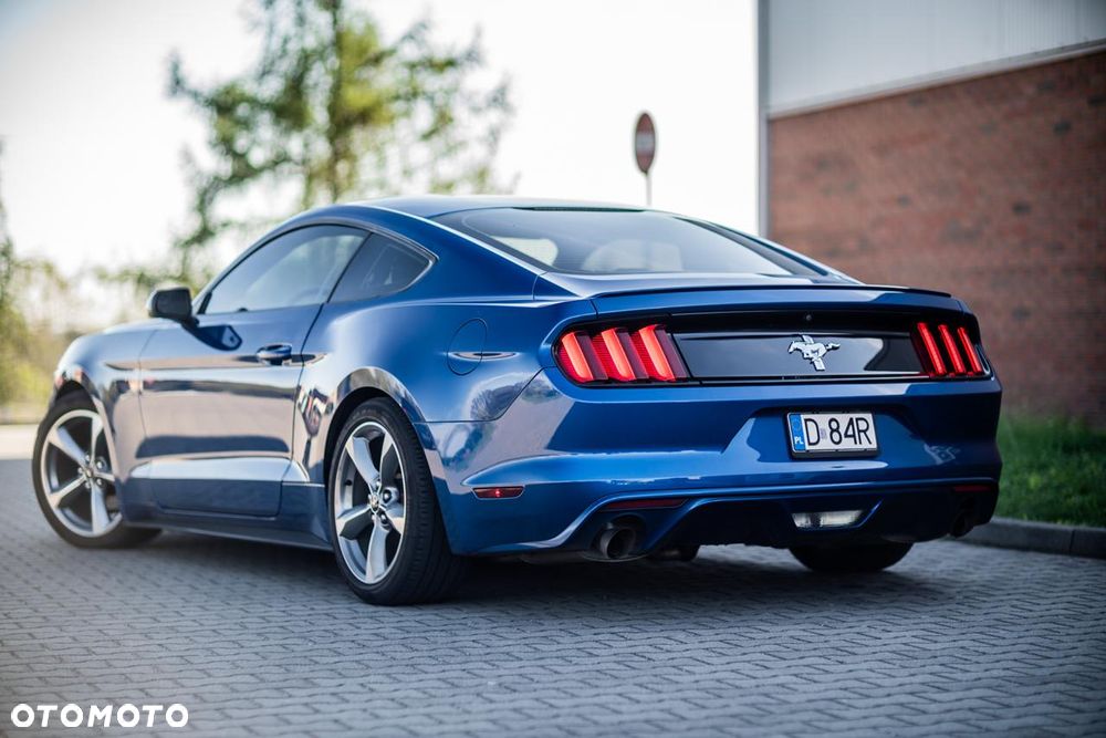 Ford Mustang - 9