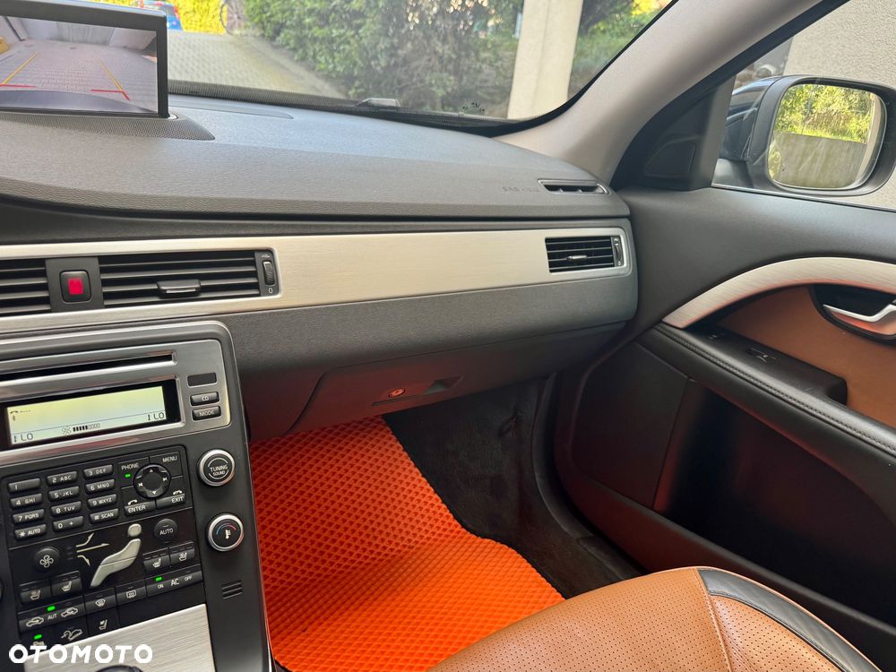 Volvo XC 70 - 29