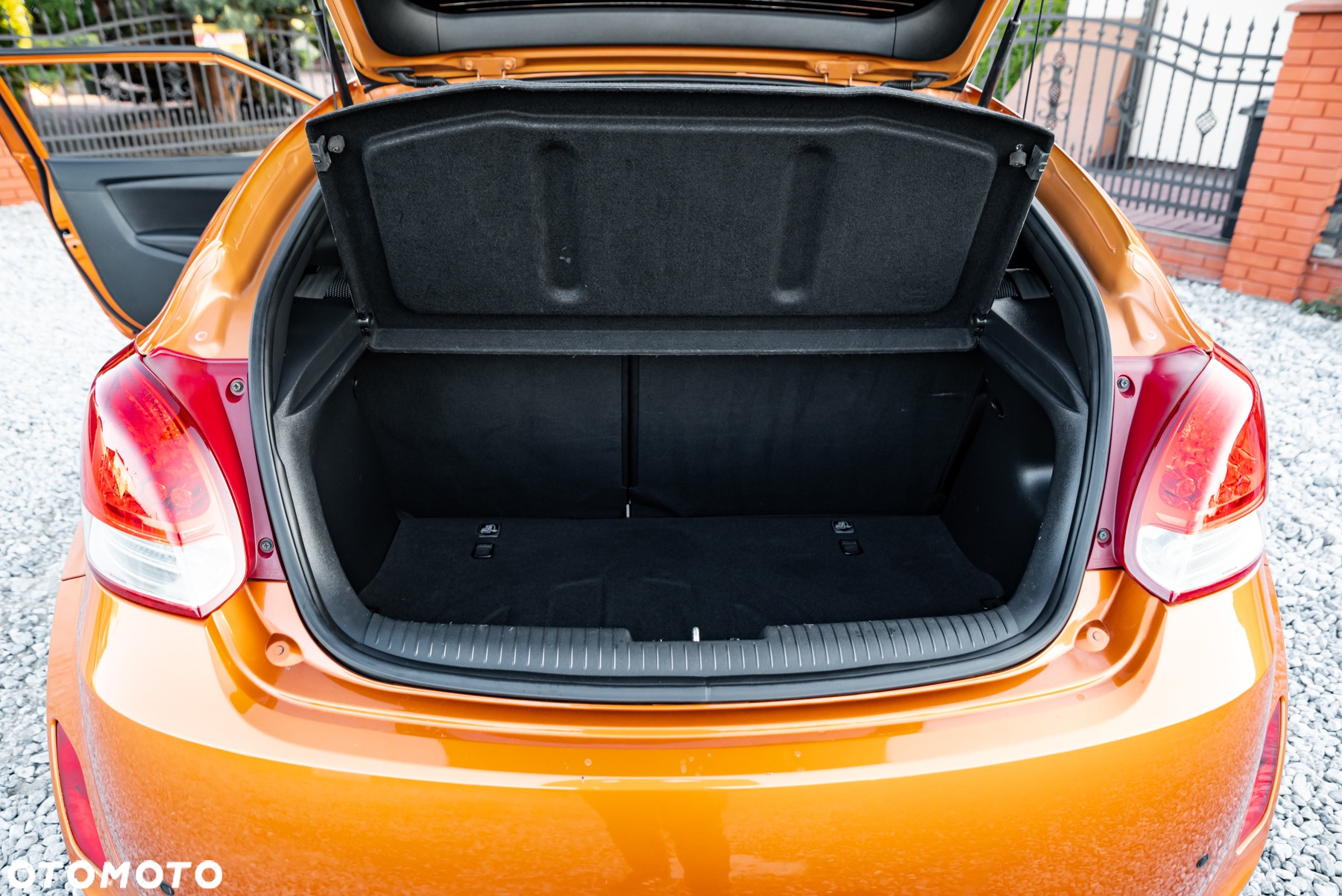 Hyundai Veloster 1.6 GDI Premium - 19