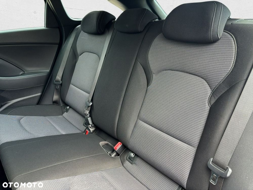 Hyundai i30 - 23