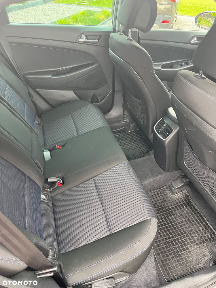 Hyundai Tucson 2.0 CRDI Comfort 4WD - 28