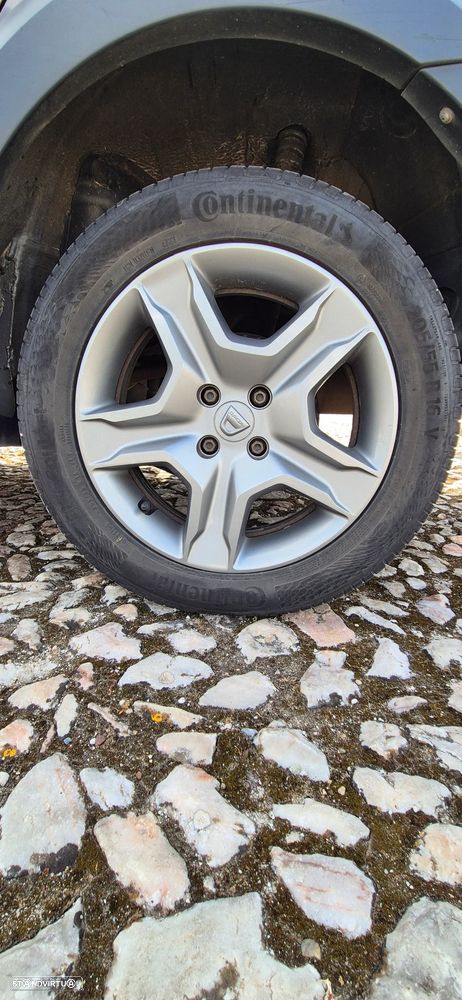 Dacia Logan MCV 0.9 TCe Stepway - 12