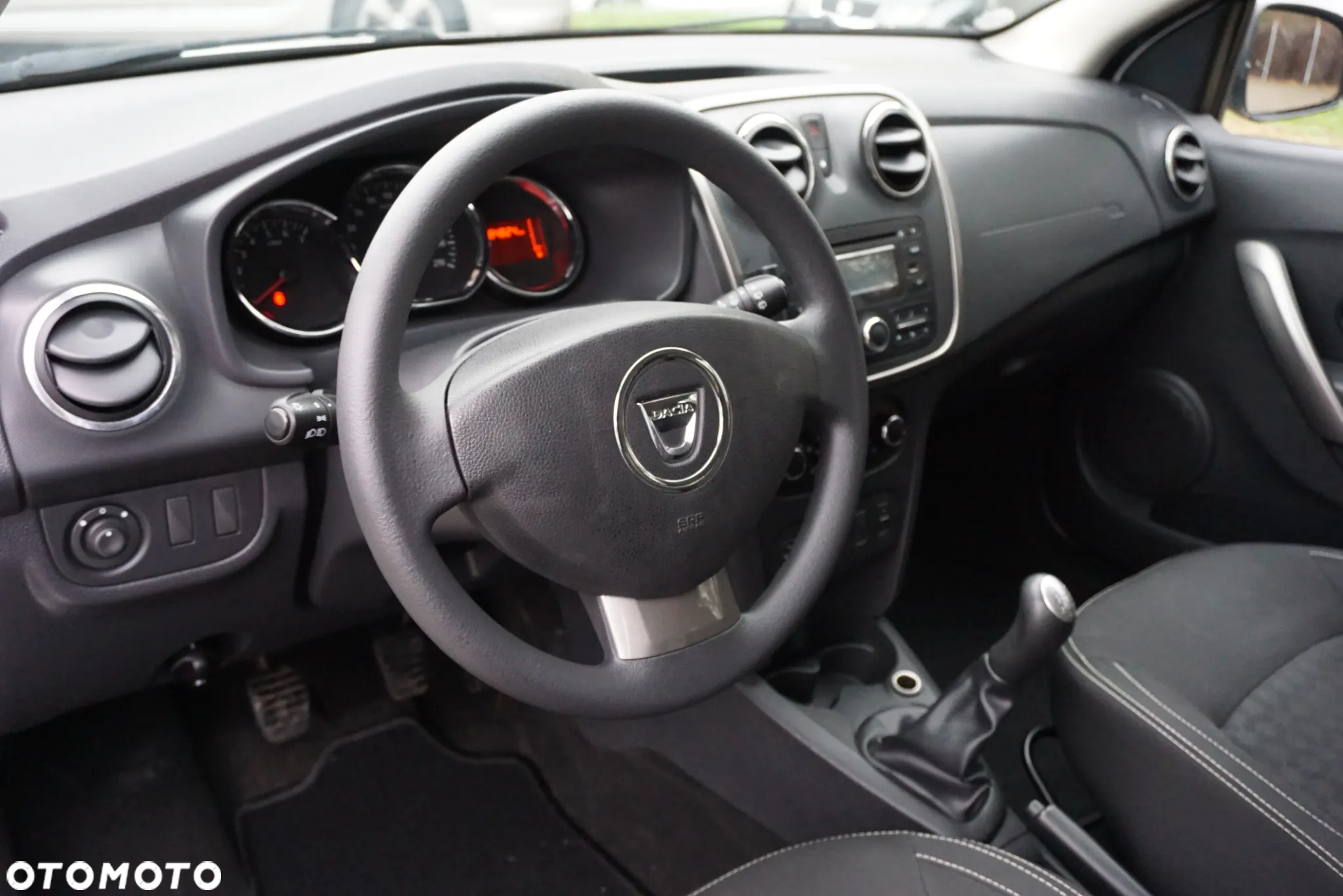Dacia Logan MCV 1.2 16V Ambiance - 9
