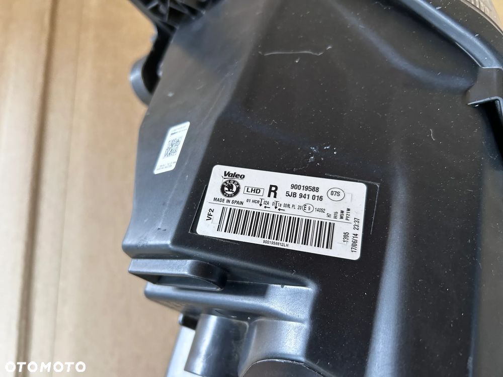 SKODA RAPID LIFT 5J LAMPA REFLEKTOR PRZEDNI PRAWY PRAWA PRZÓD 5JB941016 - 4