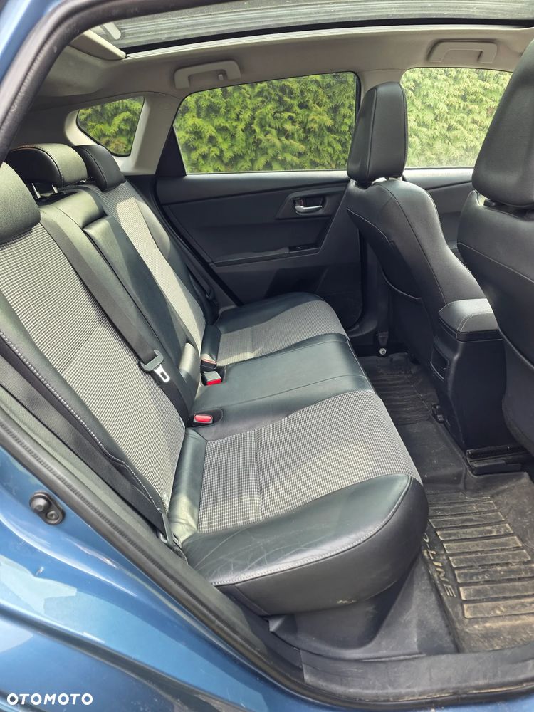 Toyota Auris Hybrid 135 Prestige - 15