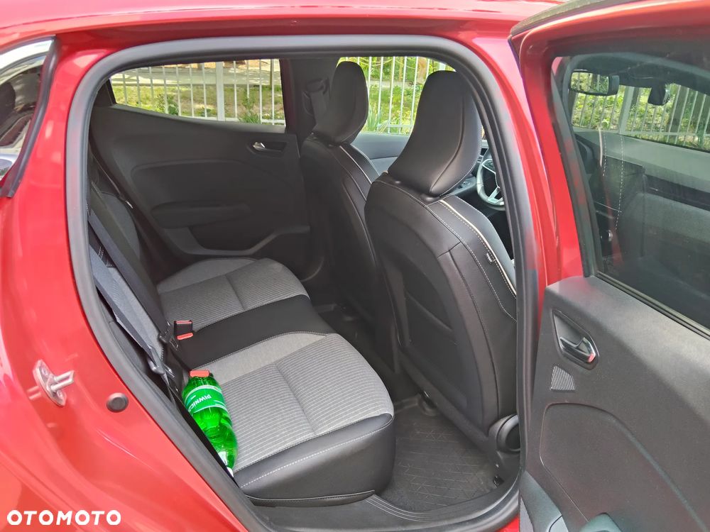 Renault Clio - 7
