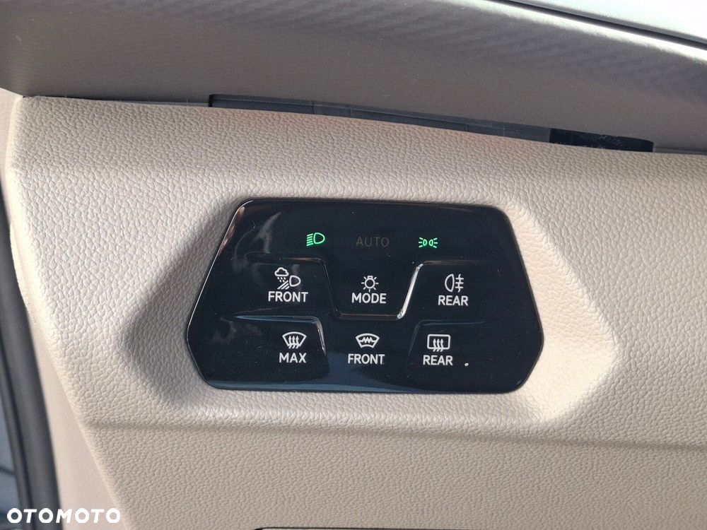 Volkswagen Multivan 2.0 TDI L2 Life DSG - 22