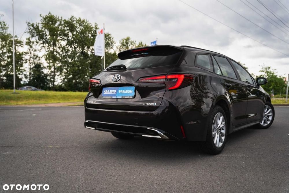 Toyota Corolla - 12