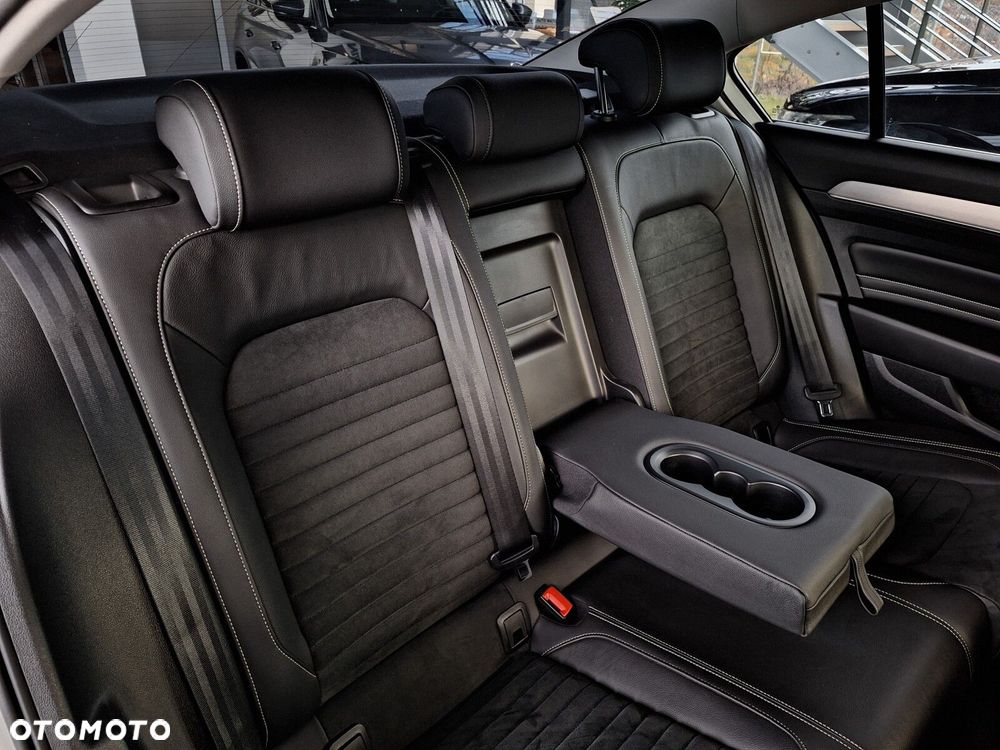 Volkswagen Passat 2.0 TSI Elegance DSG - 26