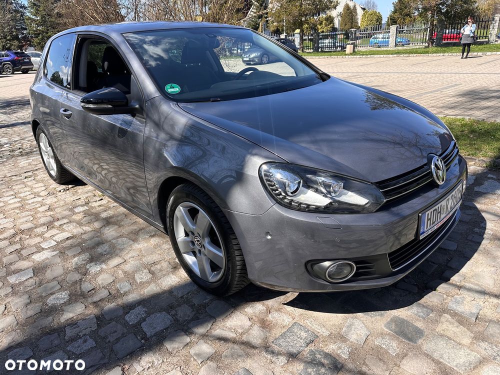 Volkswagen Golf 1.6 TDI DPF BlueMotion - 4