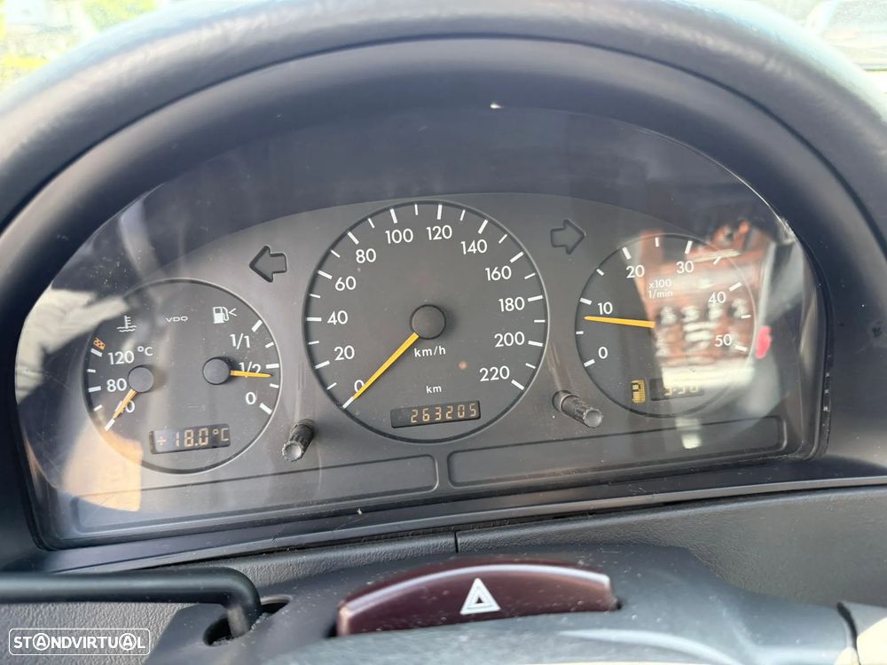 Mercedes-Benz ML 270 - 13