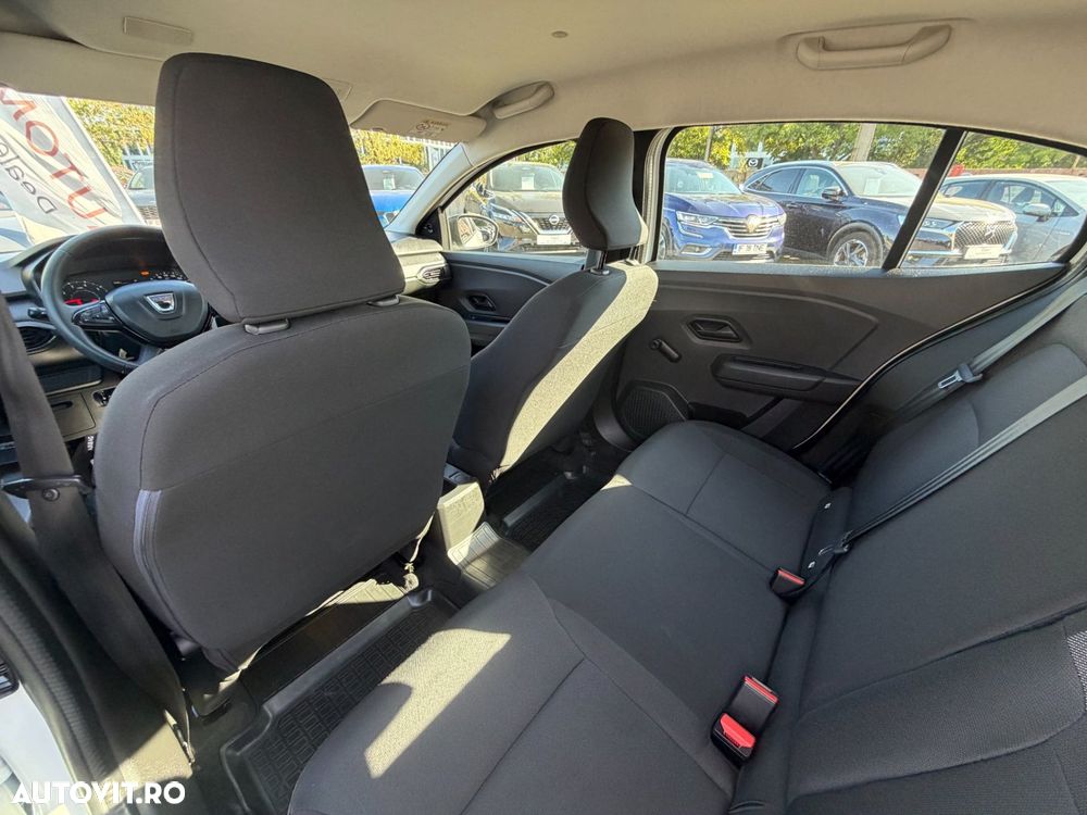 Dacia Logan TCe 90 MT5 Essential - 13