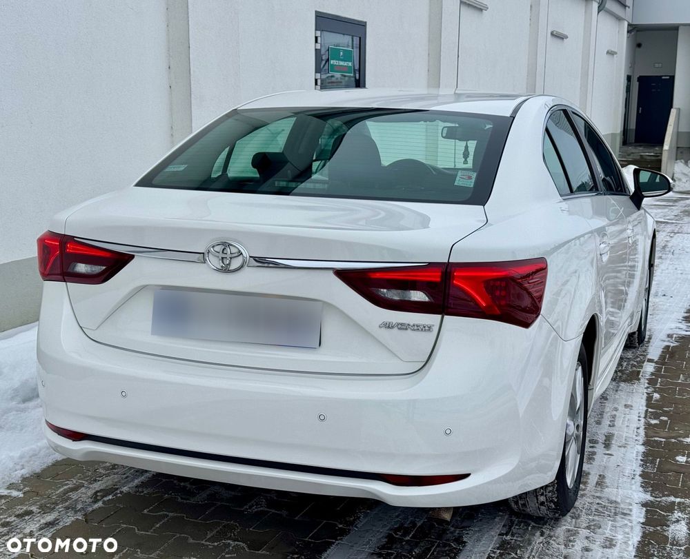 Toyota Avensis 1.6 D-4D Prestige - 25