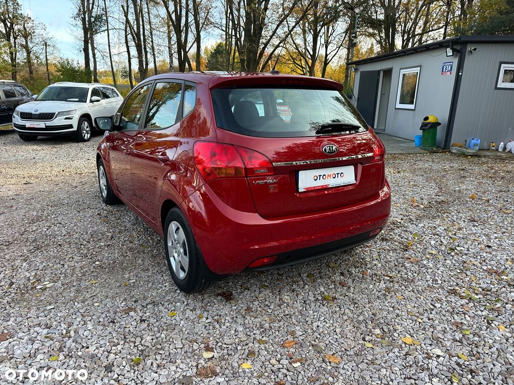 Kia Venga 1.4 Business Line - 5