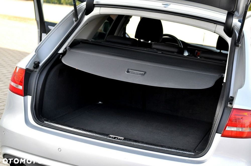 Audi A4 Avant 2.0 TDI DPF Ambiente - 29