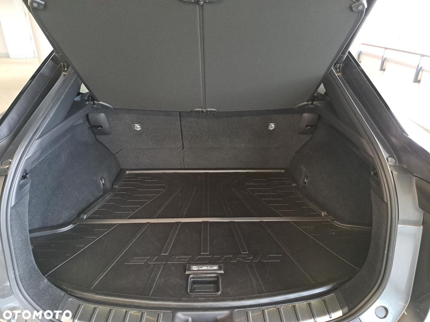 Lexus RZ 450e Prestige DIRECT4 - 14