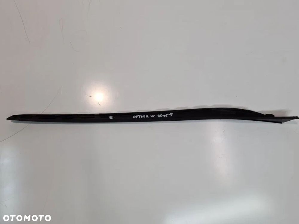 LISTWA USZCZELKA PRAWA SZYBY CZOŁOWEJ OPTIMA IV 17 - 3