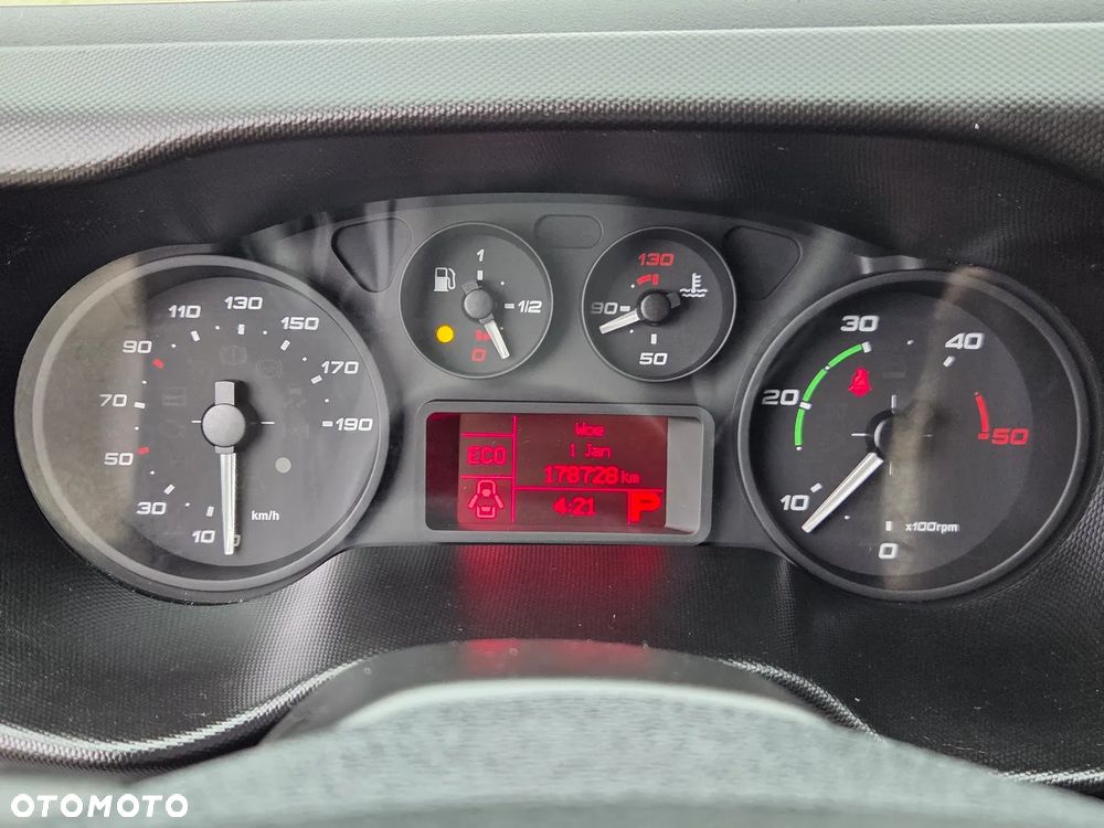 Iveco 35C17 - 37