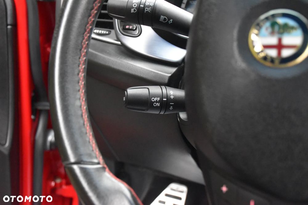 Alfa Romeo Giulietta 1.6 JTDM Distinctive - 18