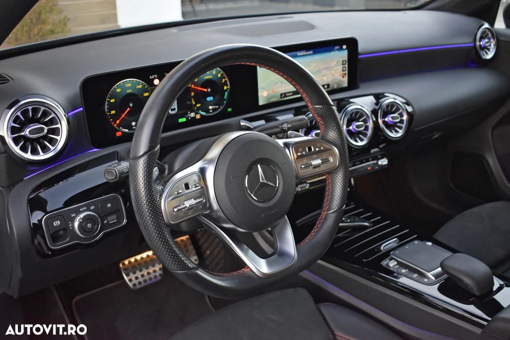 Mercedes-Benz A 250 e 8G-DCT Advanced AMG Line - 13