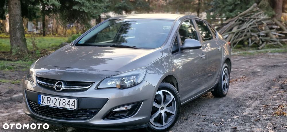 Opel Astra 1.6 Enjoy - 1