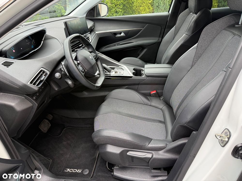 Peugeot 3008 225 e-EAT8 Allure - 10