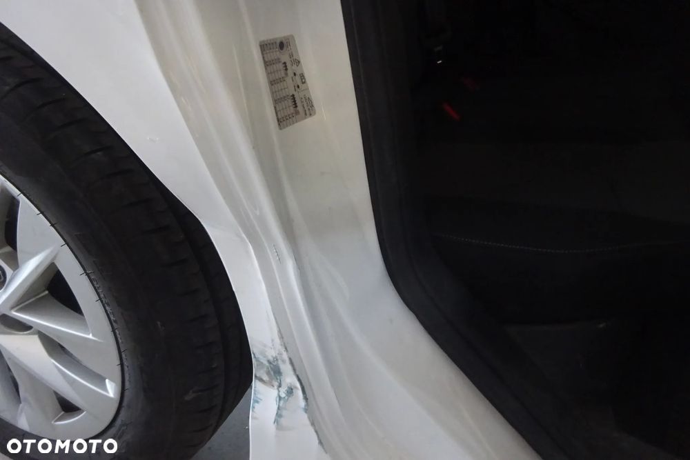Skoda Fabia 1.0 Ambition - 11