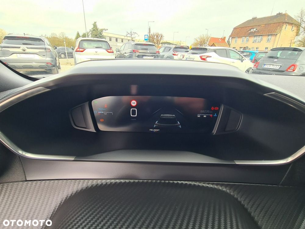 Peugeot 2008 PureTech 100 Allure S&S BVM6 - 20