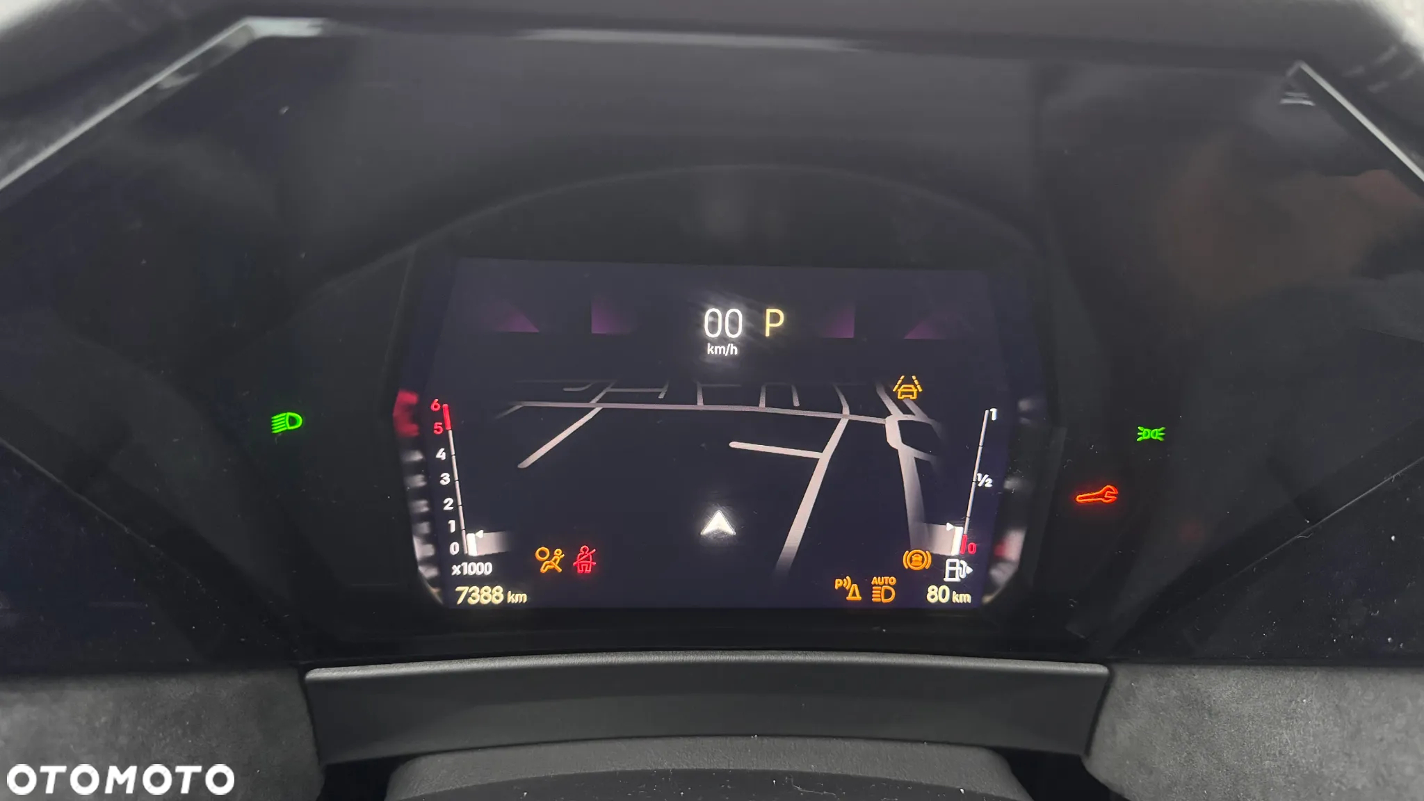 DS Automobiles DS 4 1.5 BlueHDi Étoile Alcantara - 25