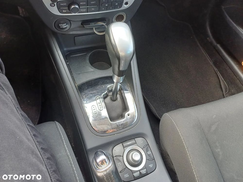 Renault Megane dCi 110 FAP EDC Dynamique - 16