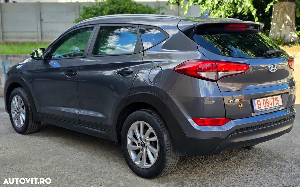 Hyundai Tucson blue 1.7 CRDi 2WD Style - 5
