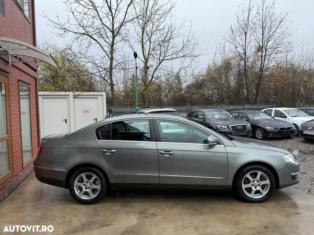 Volkswagen Passat - 36