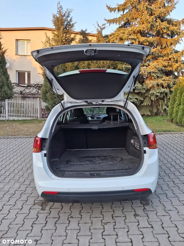 Kia Ceed 1.6 CRDi M - 16