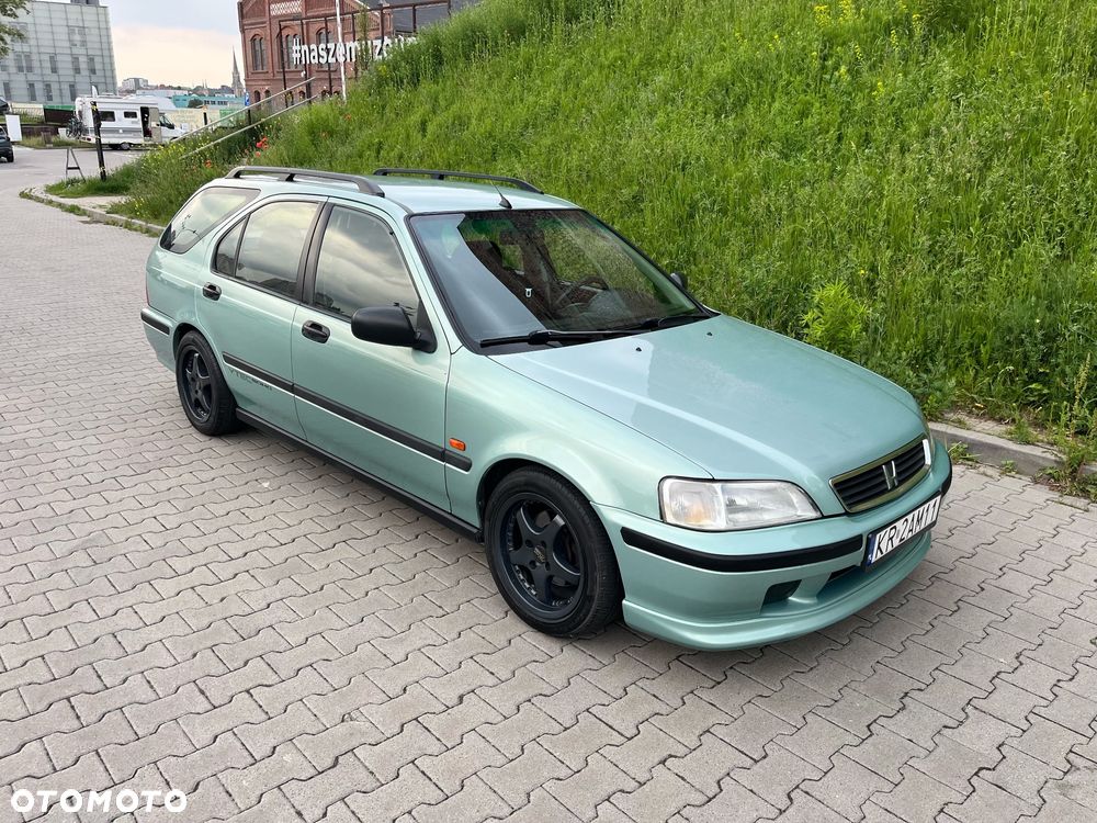 Honda Civic 1.5i VTEC - 17