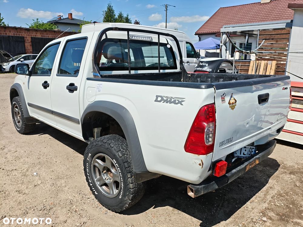 Isuzu D-Max 4x4 Double Cab Custom - 8