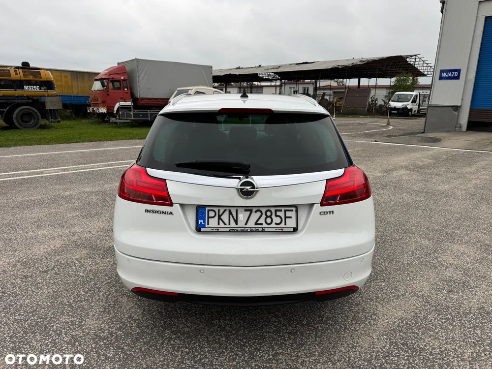 Opel Insignia 2.0 CDTI Sports Tourer Design Edition - 34