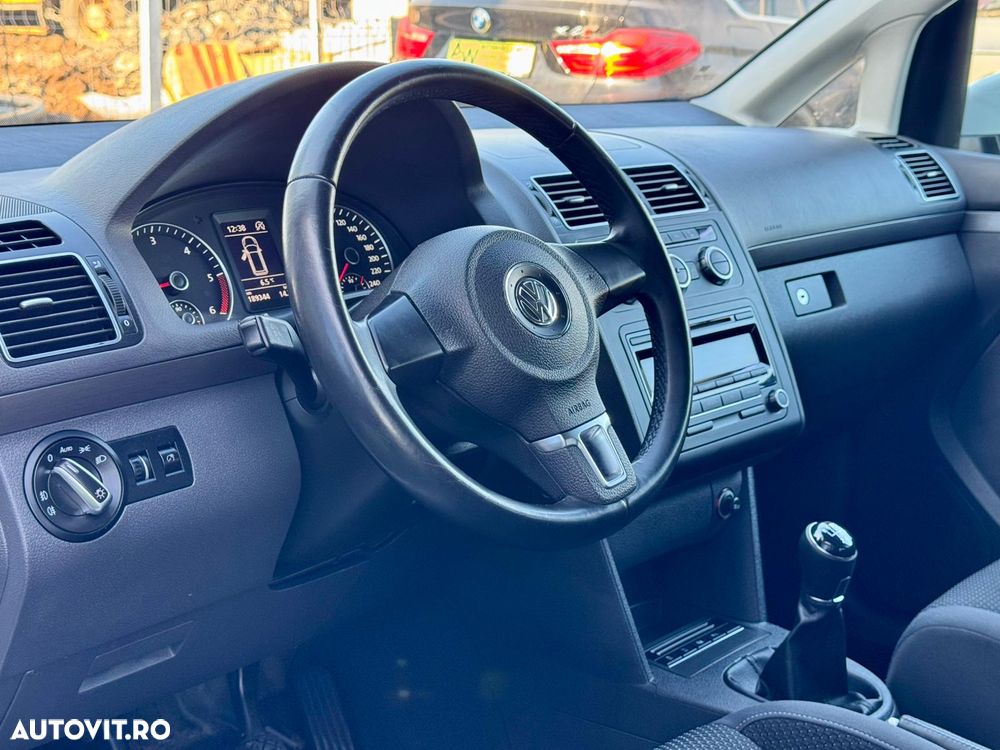 Volkswagen Touran 1.6 TDI DPF BlueMotion Technology Comfortline - 29