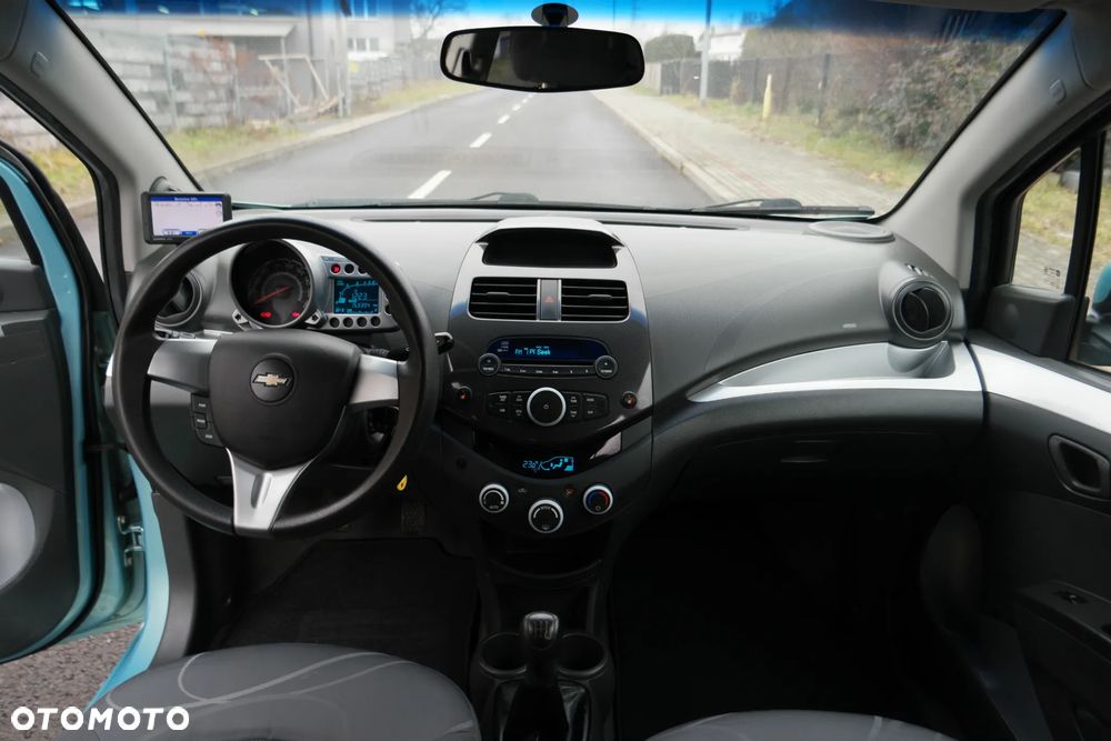 Chevrolet Spark 1.2 LT - 28