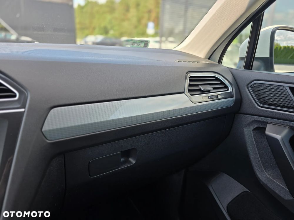 Volkswagen Tiguan 2.0 TDI SCR Life DSG - 29