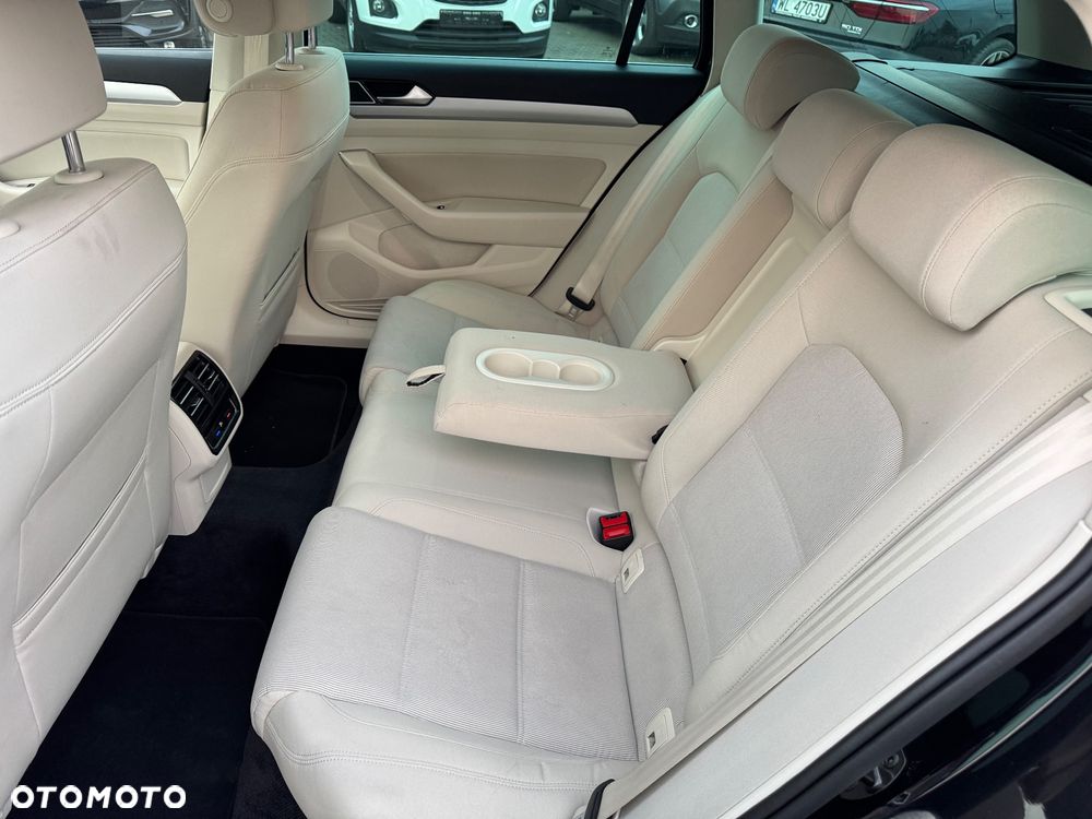 Volkswagen Passat 2.0 TDI BMT SCR Comfortline DSG7 - 12