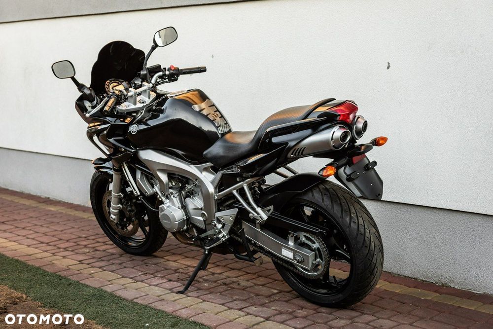 Yamaha FZ - 5